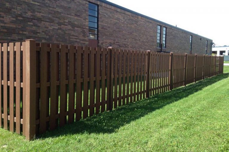 Chicago Il The Best Commercial Fence Contractor