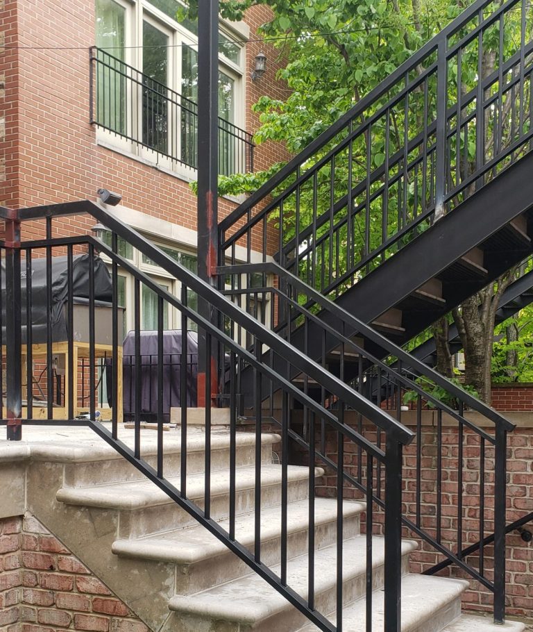 Chicago Il Wrought Iron Balusters for Apartment Buildings