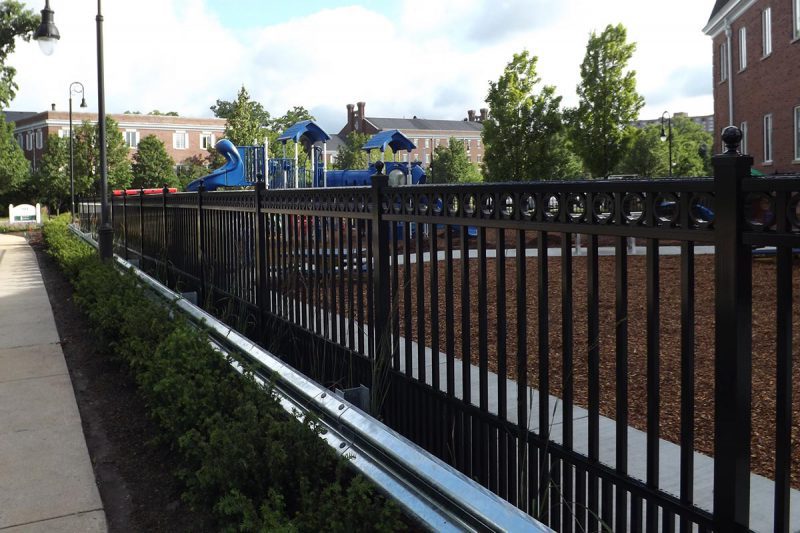 Chicago Il Why is buying high-quality fencing products important