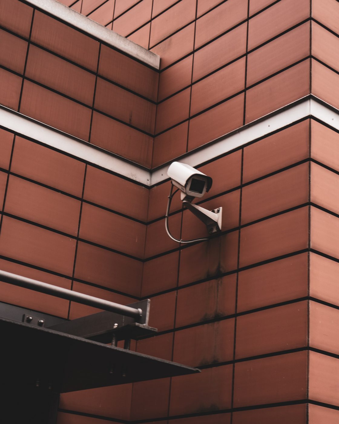 How to Choose the Right Motion Sensor Security Camera