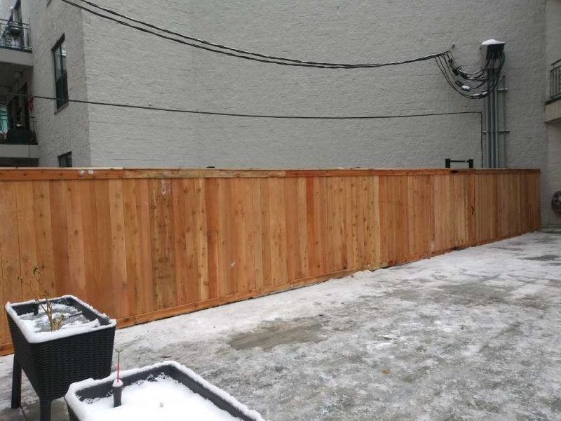 wood fencing in chicago