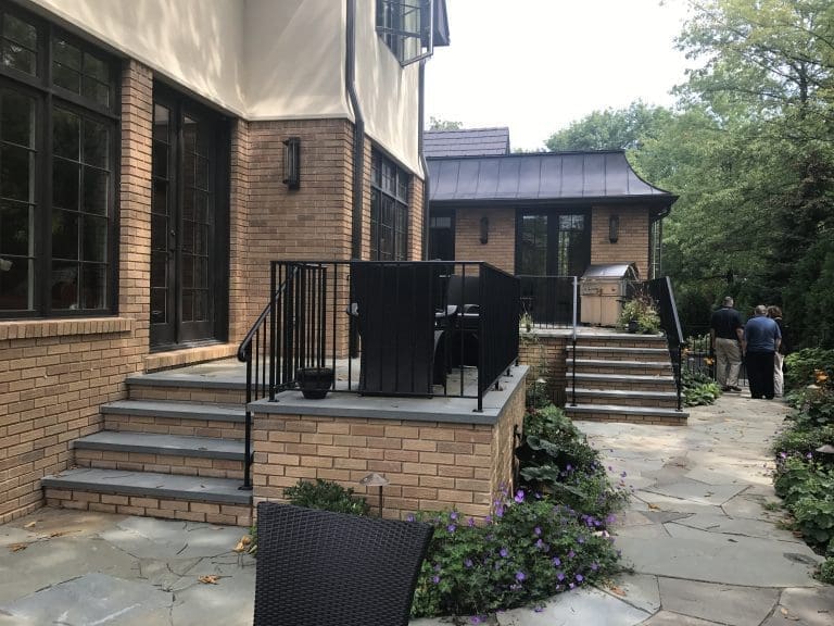 How to Fix a Rusty Iron Staircase
