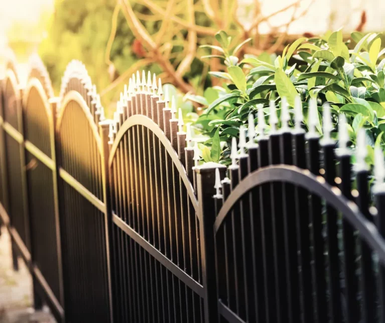 32-trendy-wrought-iron-fence-ideas-for-a-stylish-property