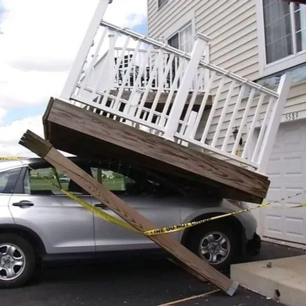 Accidents That Can Occur If Your Balcony Is Not Manufactured By Professionals - car under balcony