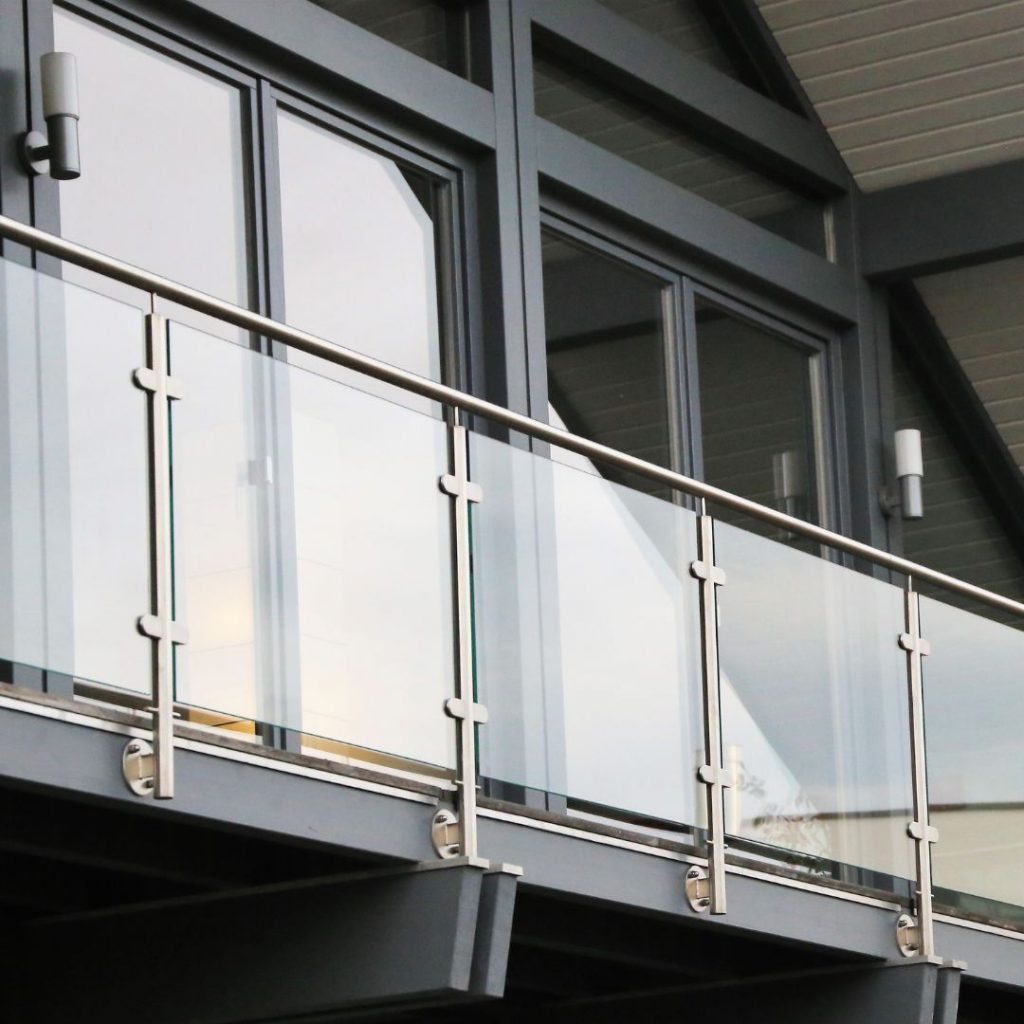 What Type Of Balcony Is Best For Me If I Own A Residential Complex - railing installation