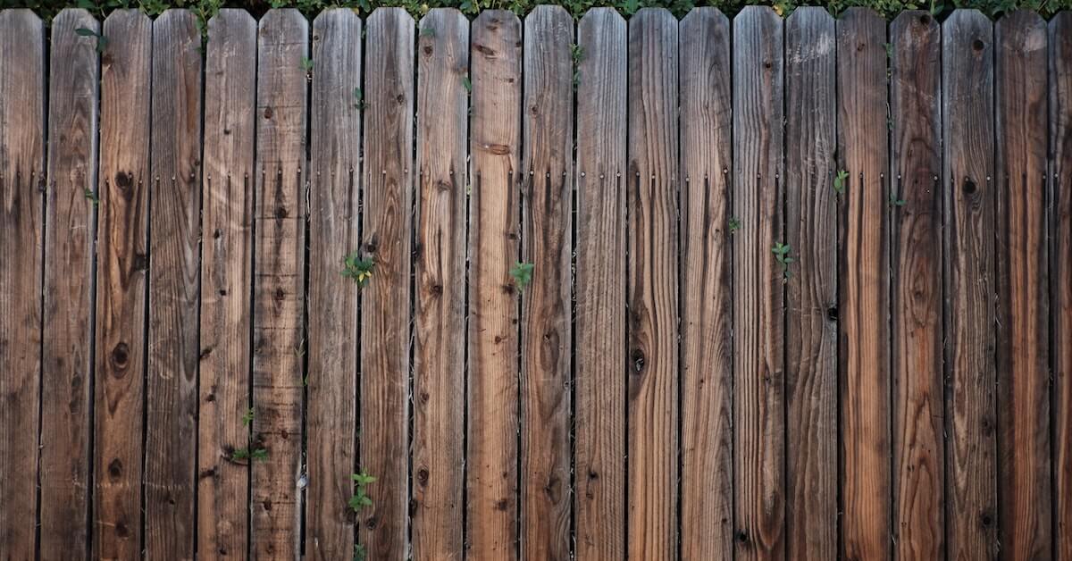 exploring-the-benefits-of-installing-a-wood-fence-in-your-yard-2