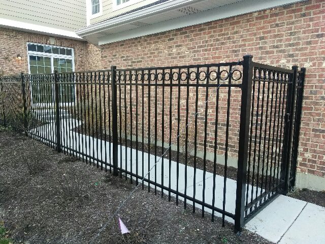 advantage-of-using-iron-for-fences