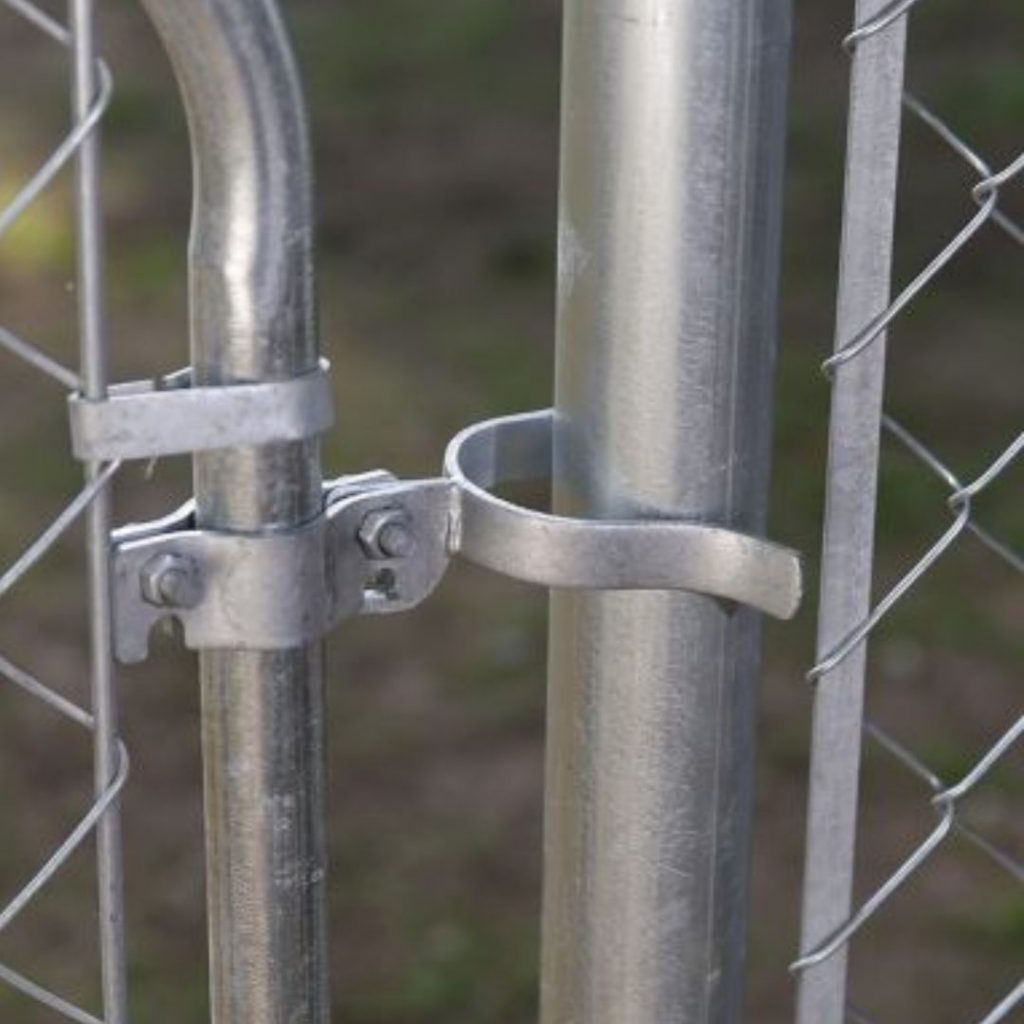 lock-clamp-chain-link-fence-chicago
