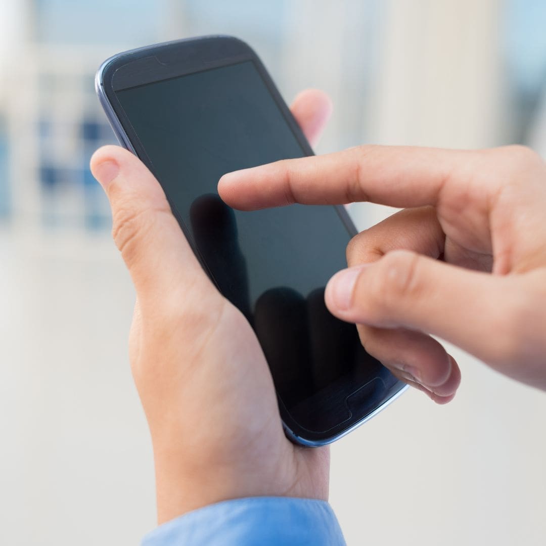 Phone entry access control system for automatic gates in Chicago