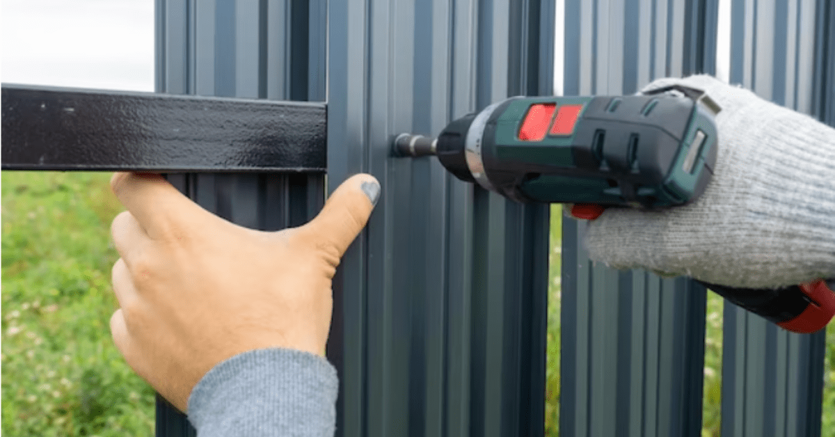 durable-aluminum-perimeter-fencing-options-2