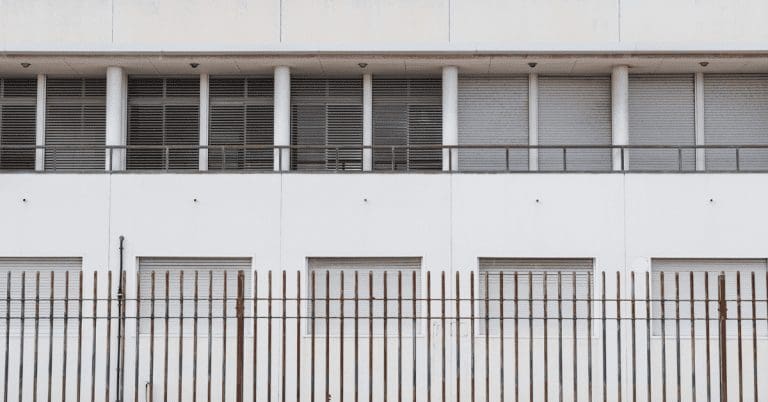 effective commercial property fence construction
