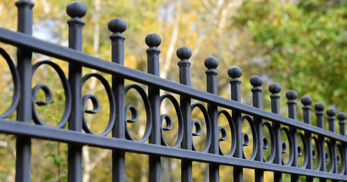 durable-metal-fences-for-added-security-2