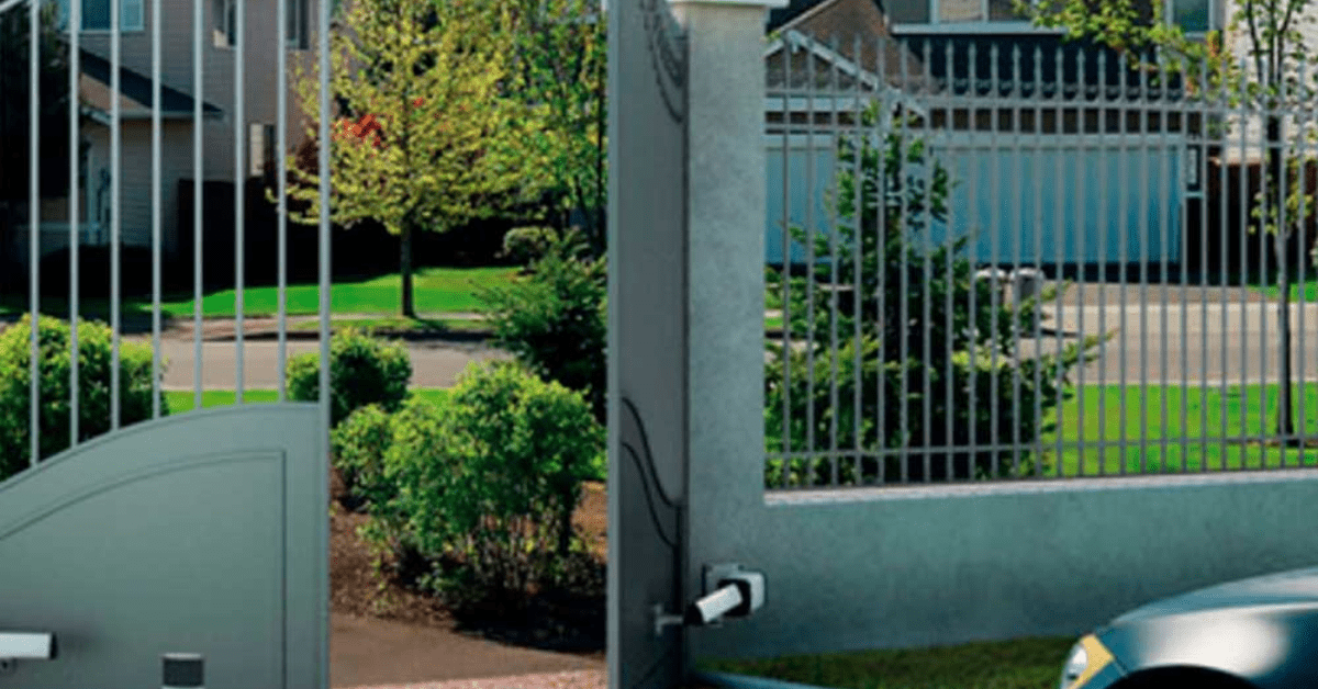 enhancing-home-security-with-automatic-gates-2