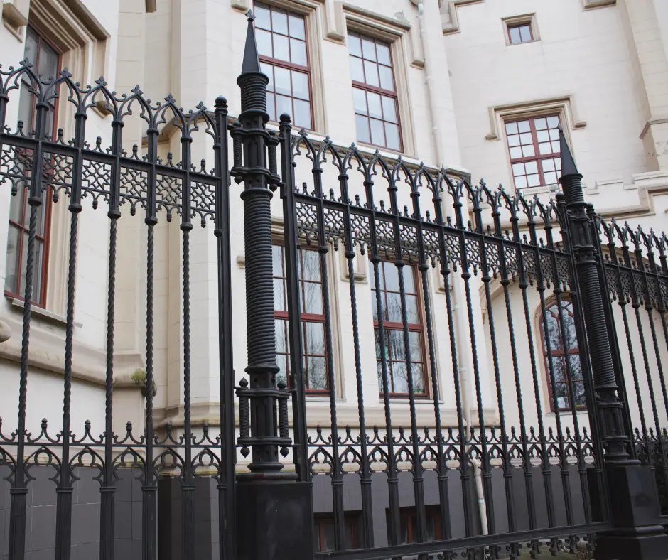 fence-company-glenview-il-osceola-fence webp