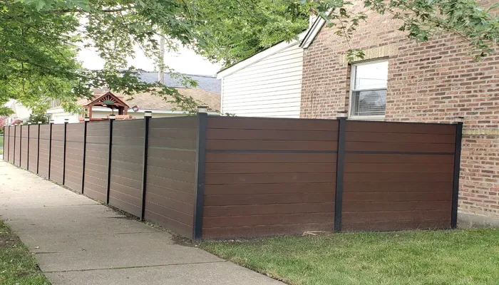 how-to-prevent-mold-buildup-on-composite-fences