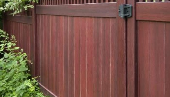 6-eco-friendly-methods-to-clean-vinyl-fence-panels-chicago